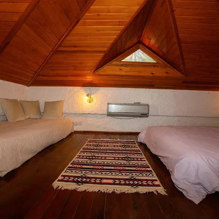 Sirince Klaseas Hotel&restaurant 셀주크