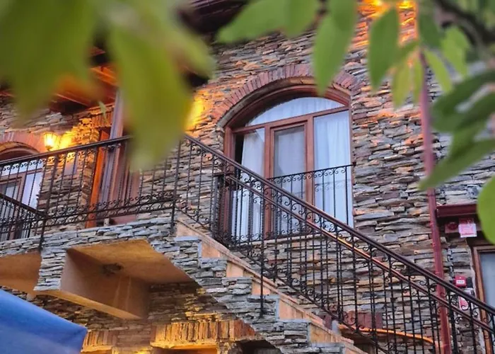 Alojamento de Acomodação e Pequeno-almoço Sirince Klaseas Hotel&restaurant 4*