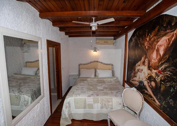 Sirince Klaseas Hotel&restaurant Alojamento de Acomodação e Pequeno-almoço Selçuk