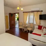 Sirince Klaseas Hotel&restaurant Bed & Breakfast 4*